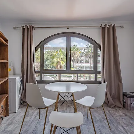 Estudio Reformado Parque Santiago 1 * Playa de las Americas (Tenerife)