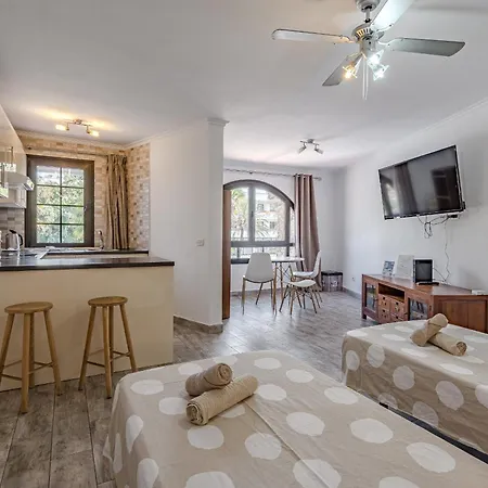 Estudio Reformado Parque Santiago 1 Lägenhet